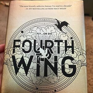 Fourth Wing (book 1 in series)